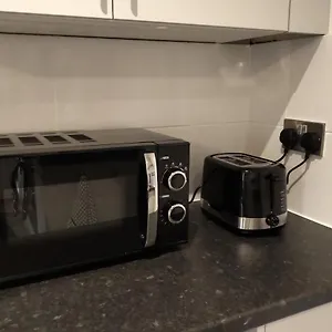 https://apt-oliver-wests-beautiful-2-bedroom-sleeps-4.yorkshirehotels.net